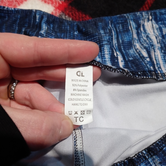 Boutique Style Leggings - Picture 2 of 3